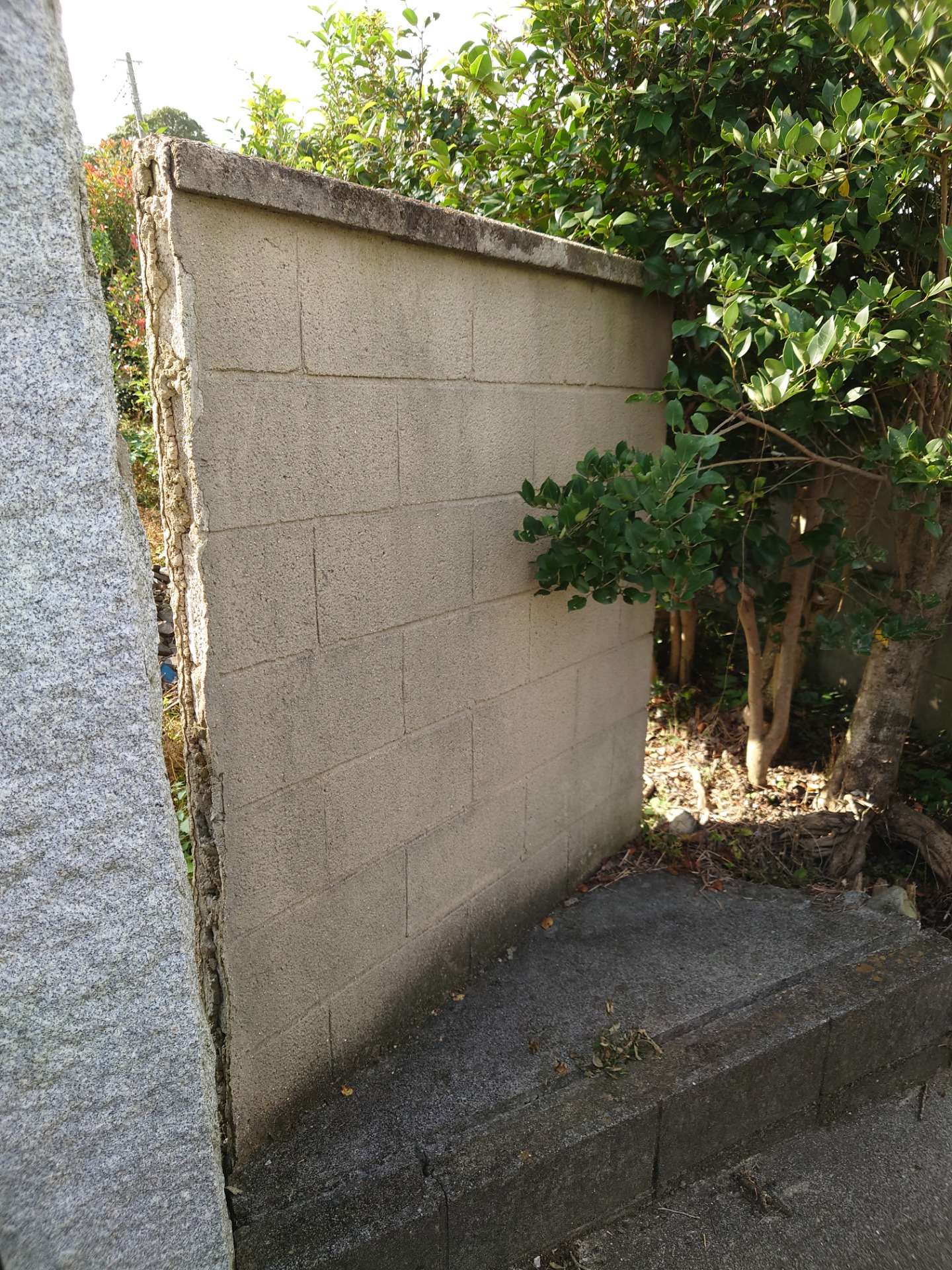 埼玉県加須市　ブロック塀解体